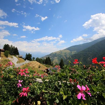 Bed and Breakfast Bleusydyllique Нанда Экстерьер фото