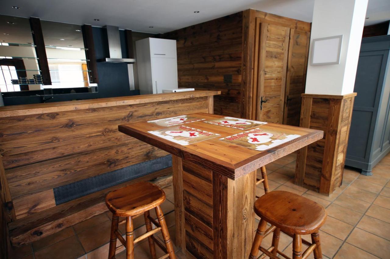 Bed and Breakfast Bleusydyllique Нанда Экстерьер фото
